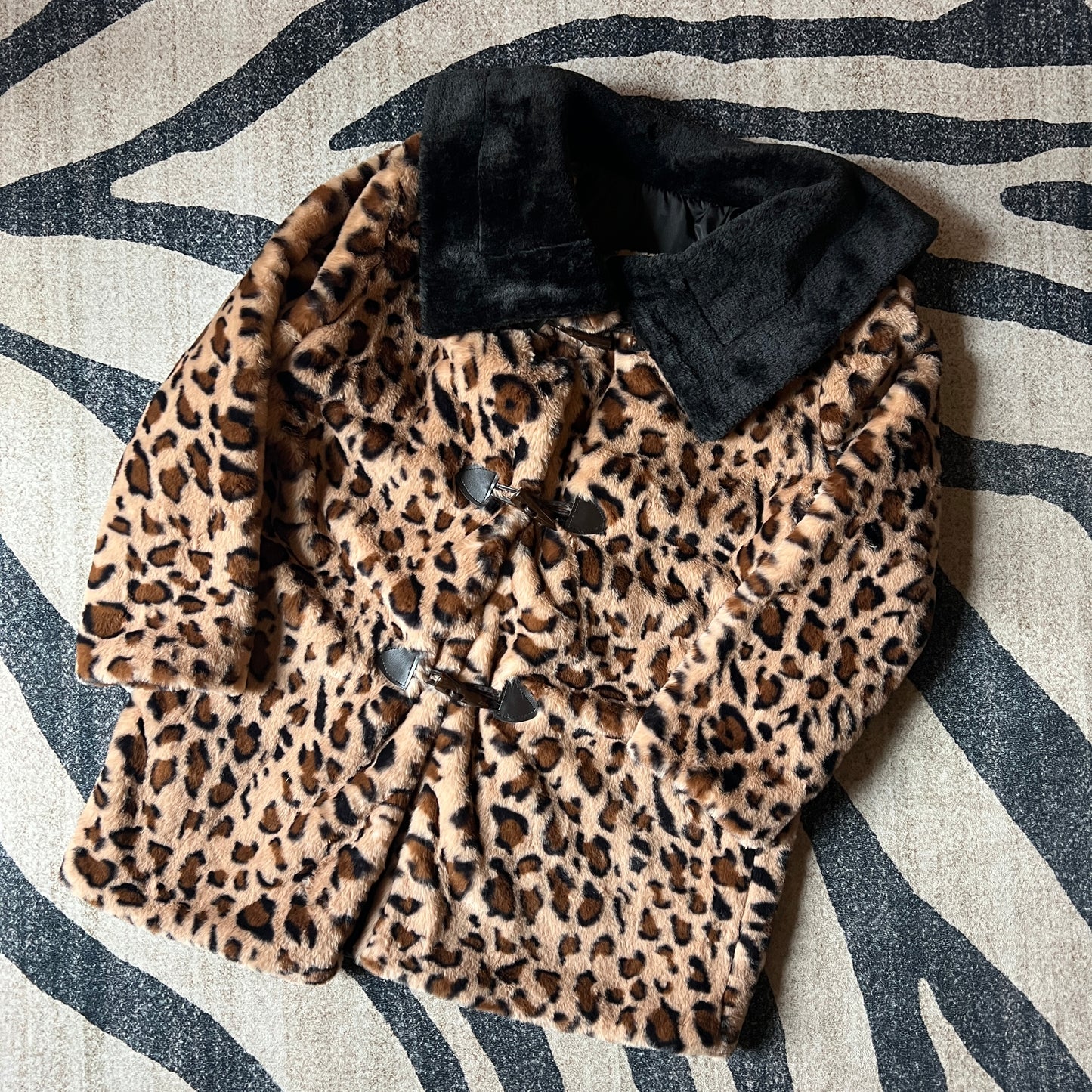 Faux Fur Leopard Print Collared Coat