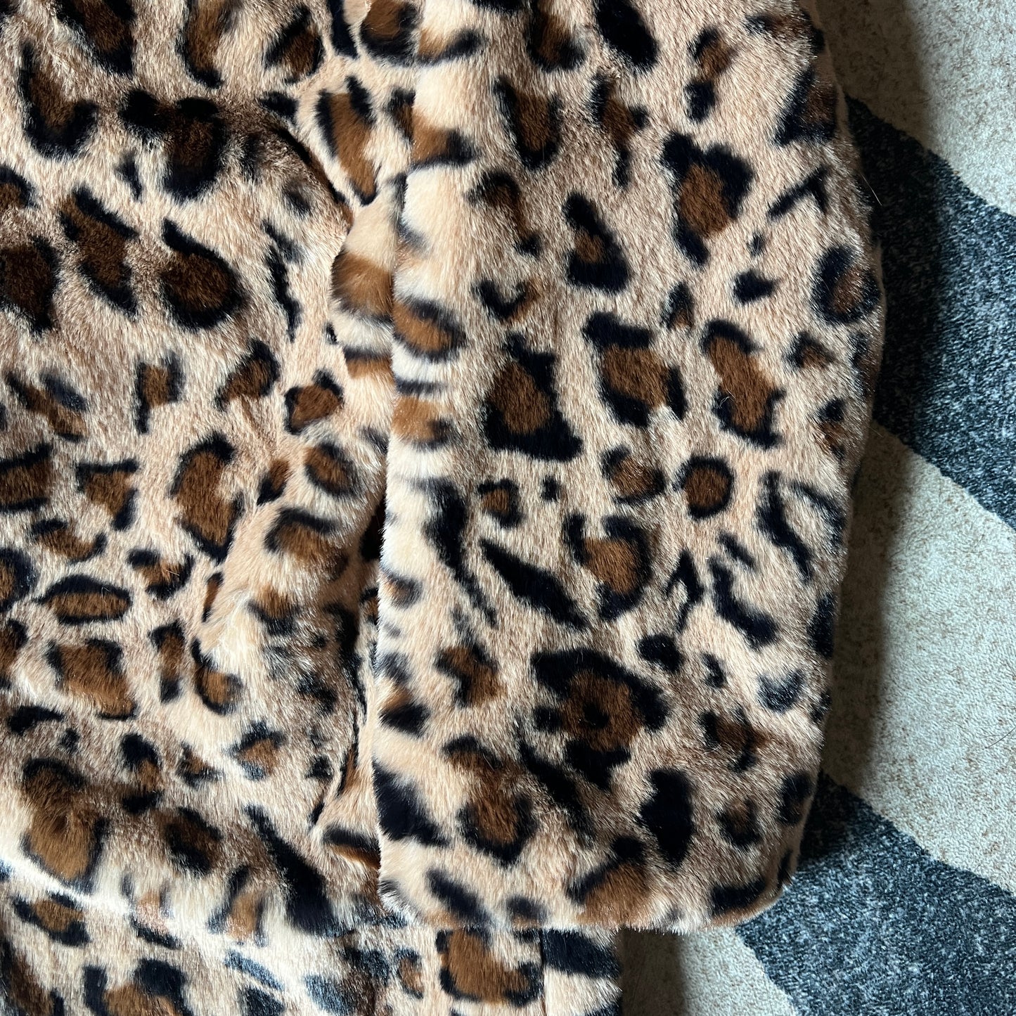 Faux Fur Leopard Print Collared Coat